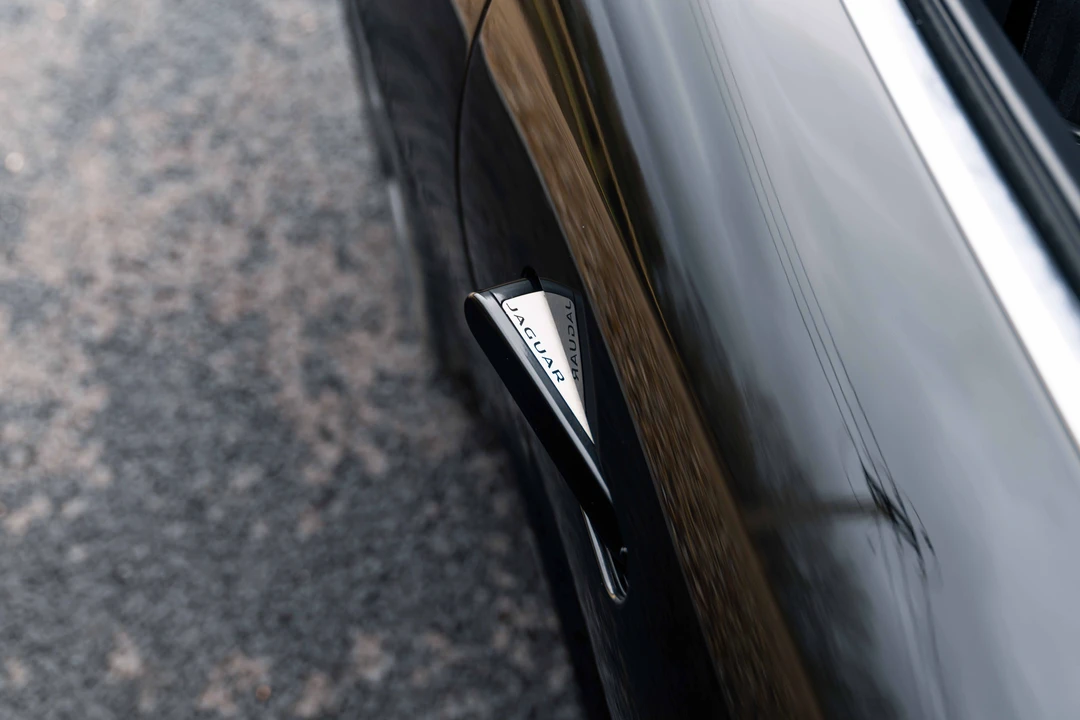 2017 Jaguar F-Type R 1st Gen - Image 27 of 31