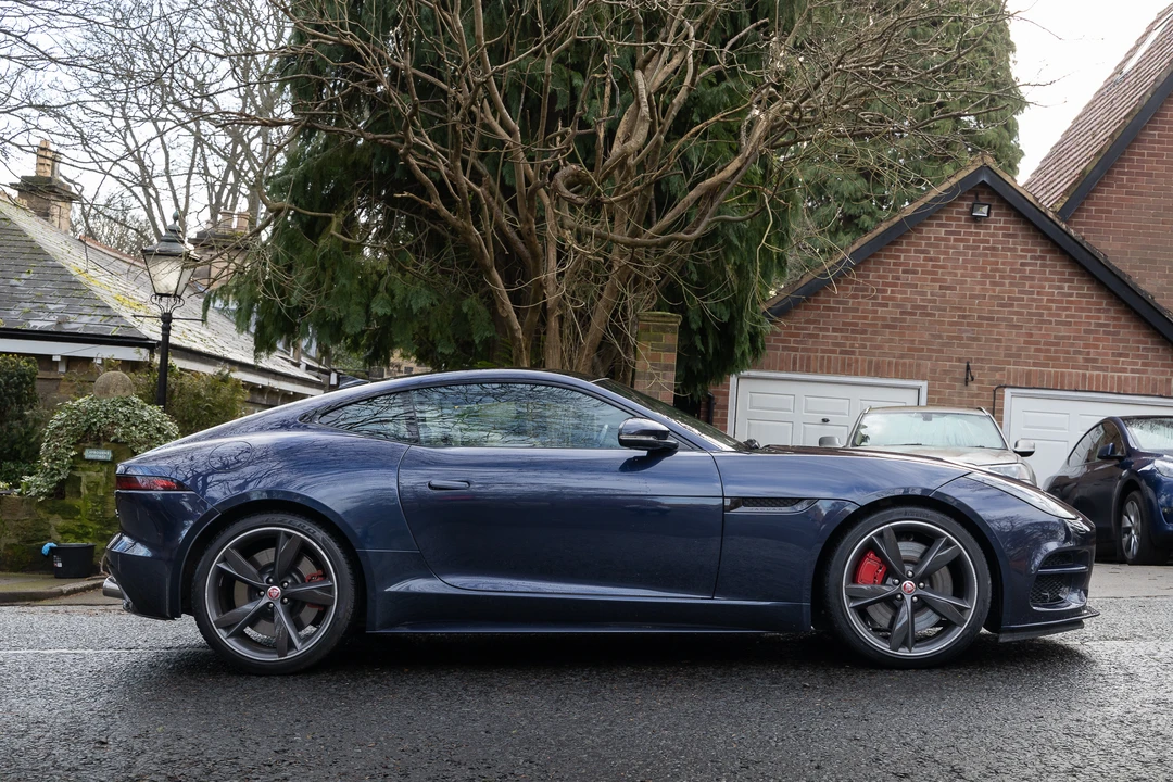 2017 Jaguar F-Type R 1st Gen - Image 9 of 31