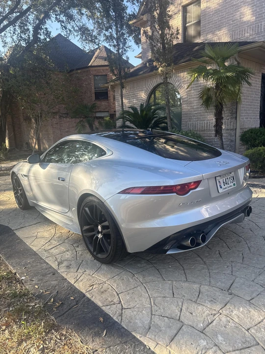 2017 Jaguar F-Type R 1st Gen - Image 5 of 31