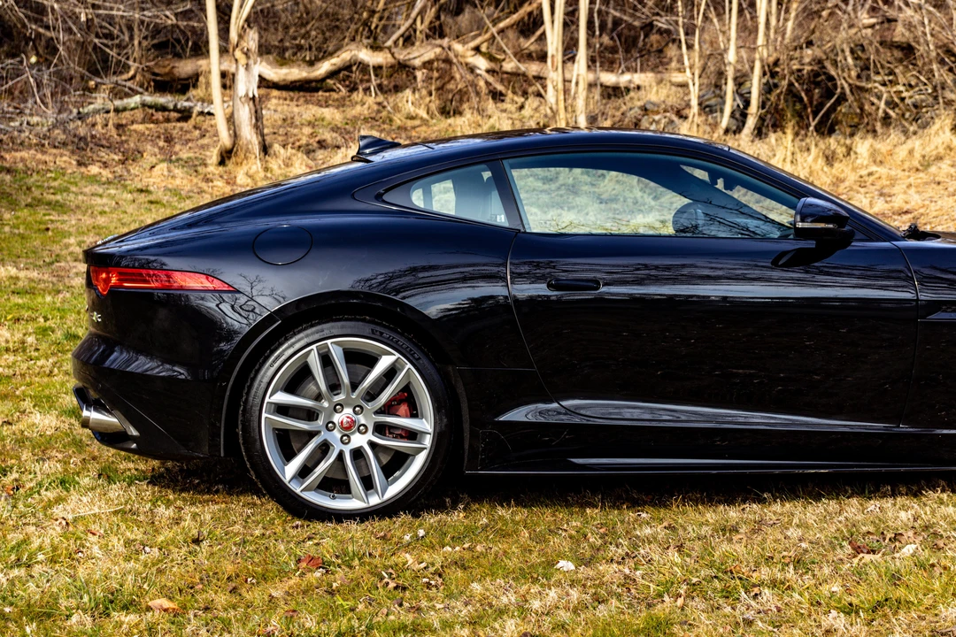 2017 Jaguar F-Type R 1st Gen - Image 28 of 31