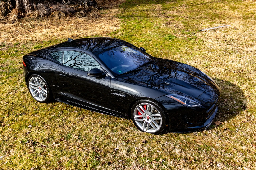 2017 Jaguar F-Type R 1st Gen - Image 15 of 31