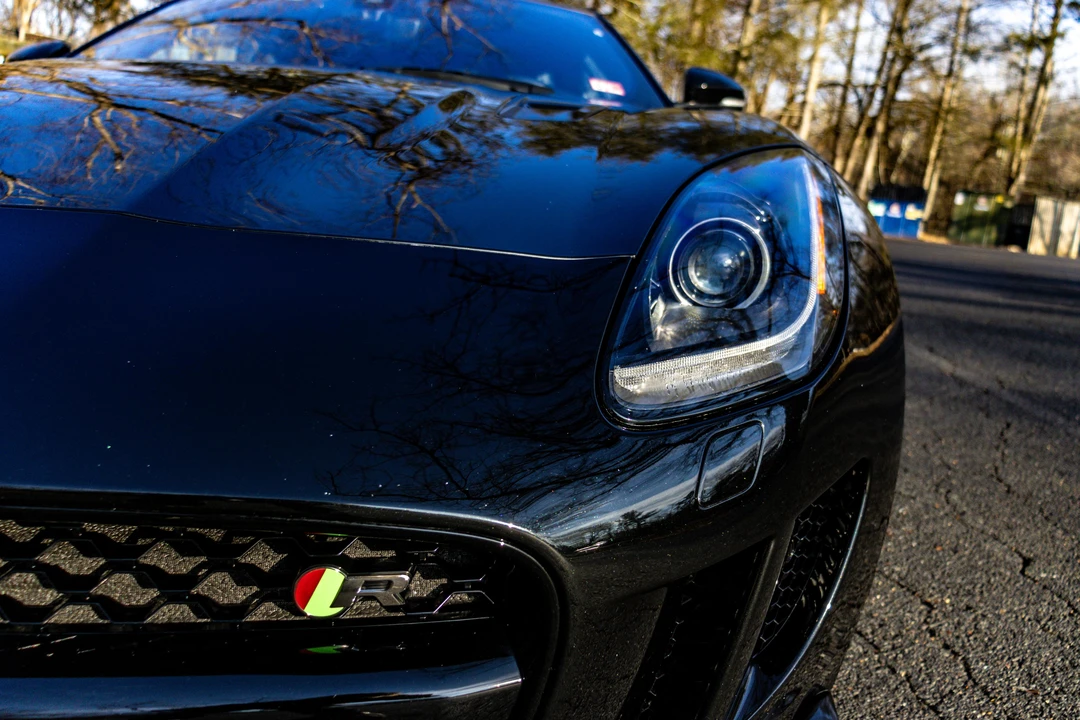 2017 Jaguar F-Type R 1st Gen - Image 18 of 31