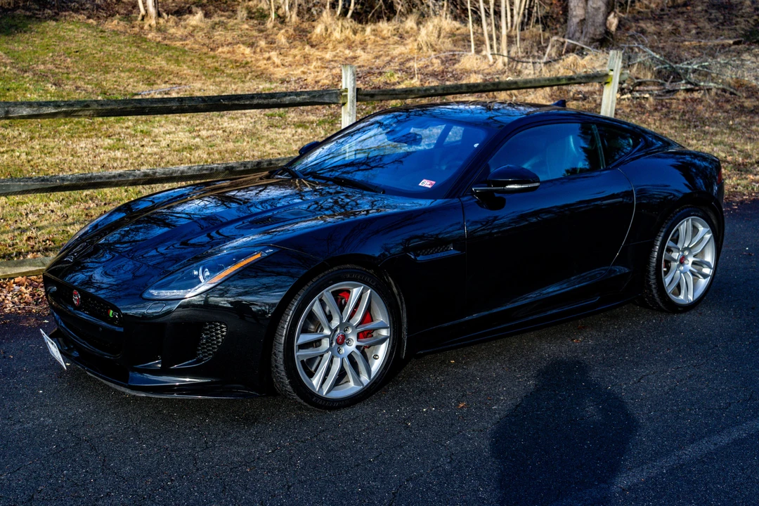 2017 Jaguar F-Type R 1st Gen - Image 10 of 31