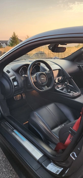 2017 Jaguar F-Type R 1st Gen - Image 9 of 12