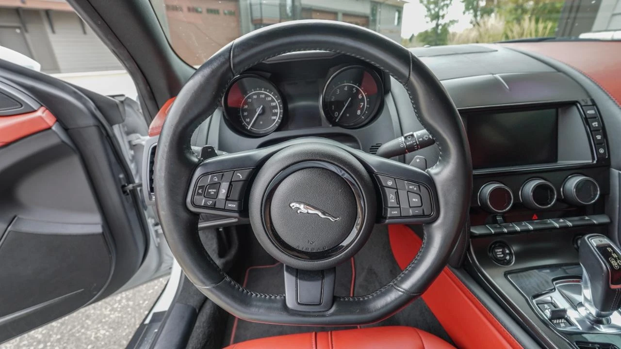 2017 Jaguar F-Type 1st Gen - Image 27 of 31