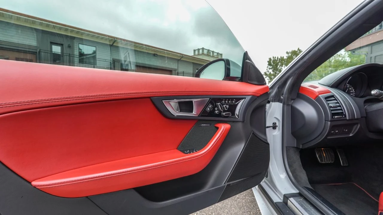 2017 Jaguar F-Type 1st Gen - Image 17 of 31