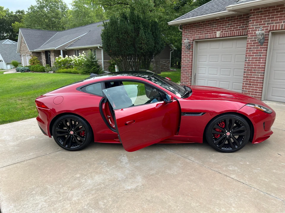2017 Jaguar F-Type 1st Gen - Image 17 of 31