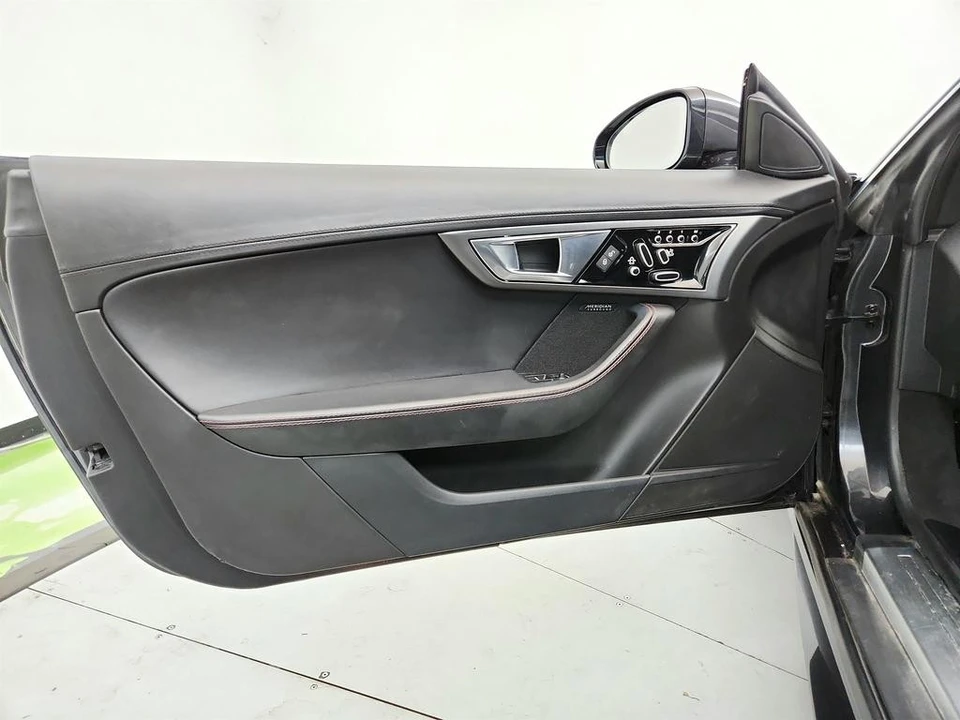 2017 Jaguar F-Type 1st Gen - Image 24 of 31