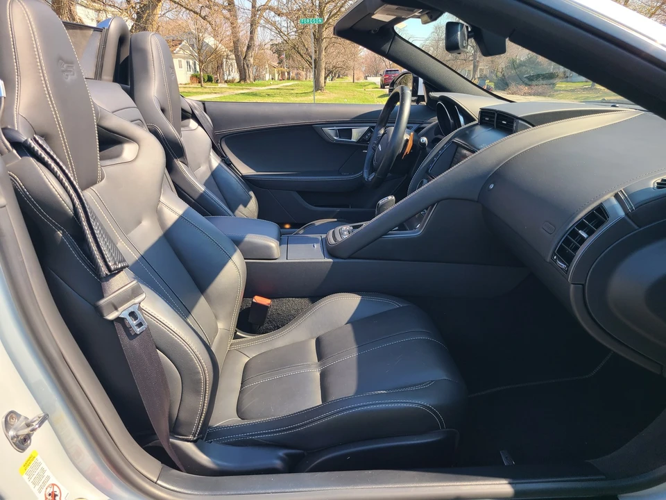 2017 Jaguar F-Type 1st Gen - Image 12 of 27