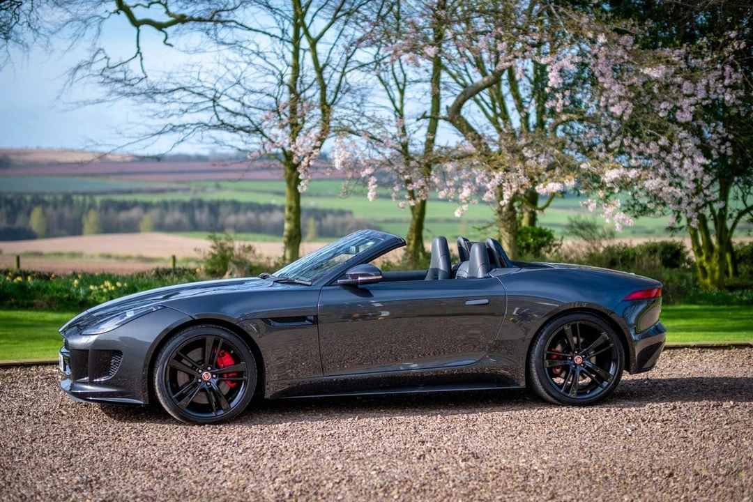 2017 Jaguar F-Type 1st Gen - Image 6 of 30