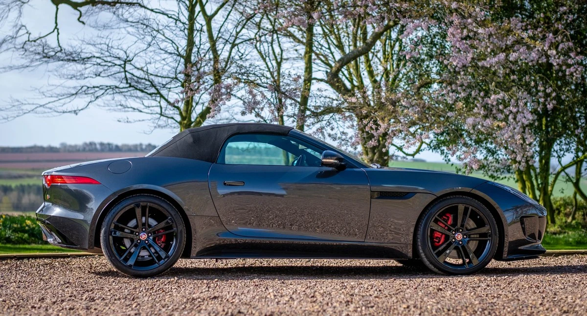 2017 Jaguar F-Type 1st Gen - Image 26 of 30
