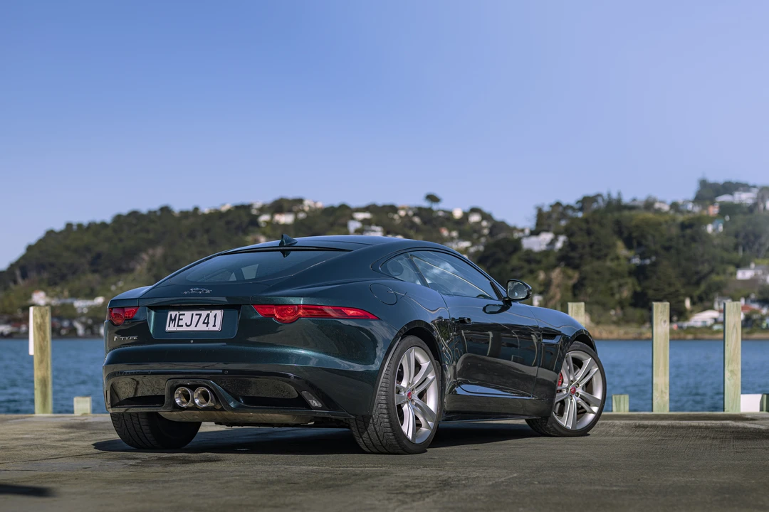 2017 Jaguar F-Type 1st Gen - Image 5 of 31