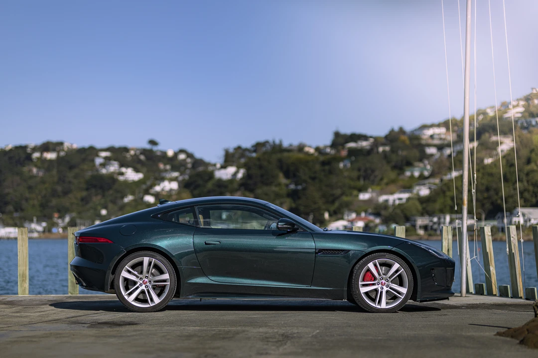 2017 Jaguar F-Type 1st Gen - Image 4 of 31