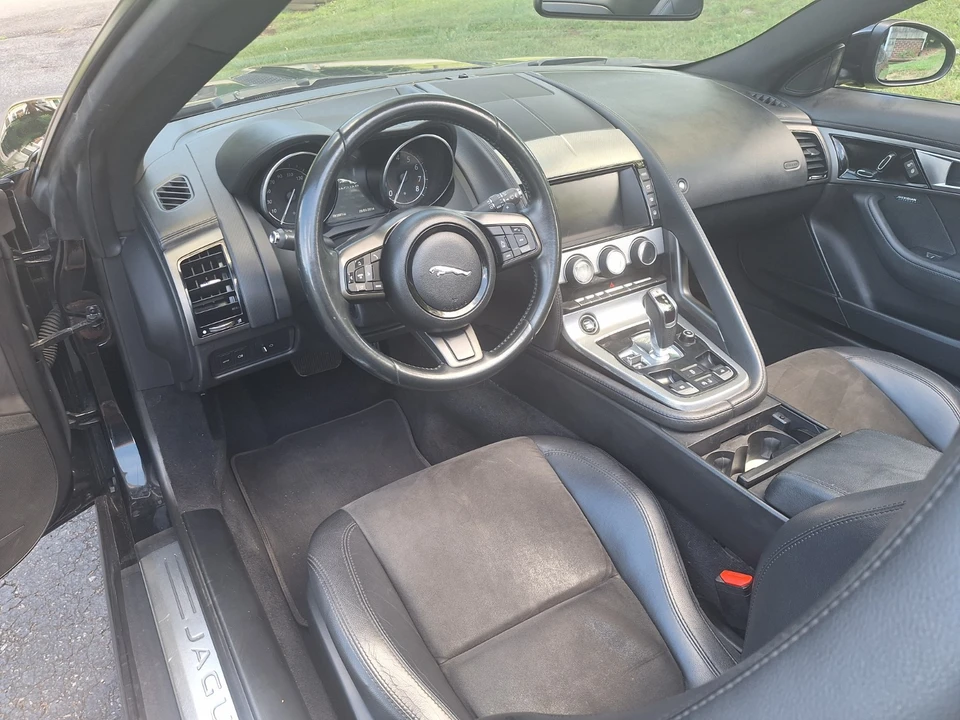 2017 Jaguar F-Type 1st Gen - Image 11 of 31
