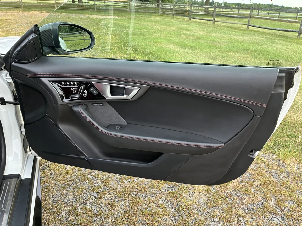 2017 Jaguar F-Type 1st Gen - Image 17 of 28