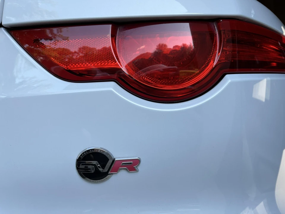 2017 Jaguar F-Type SVR 1st Gen - Image 26 of 31