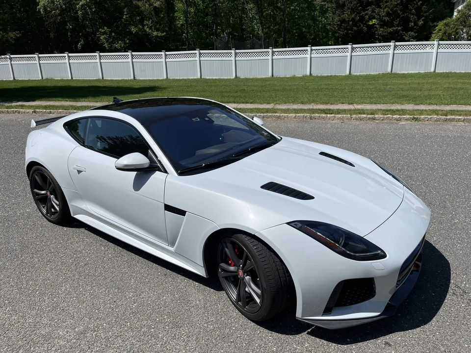 2017 Jaguar F-Type SVR 1st Gen - Image 16 of 31