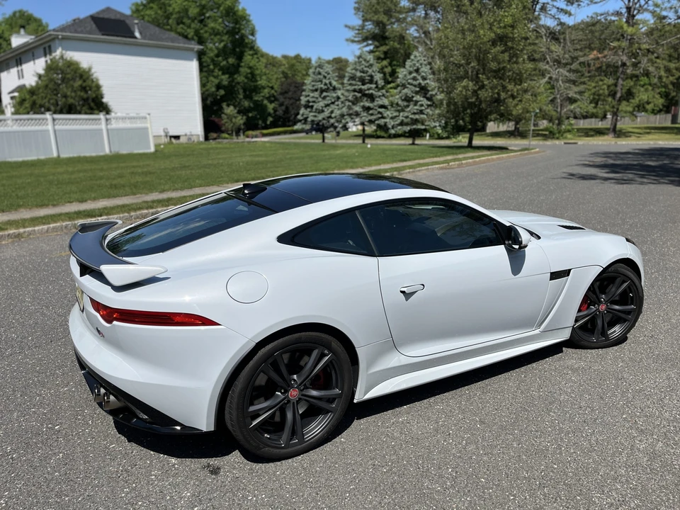 2017 Jaguar F-Type SVR 1st Gen - Image 13 of 31