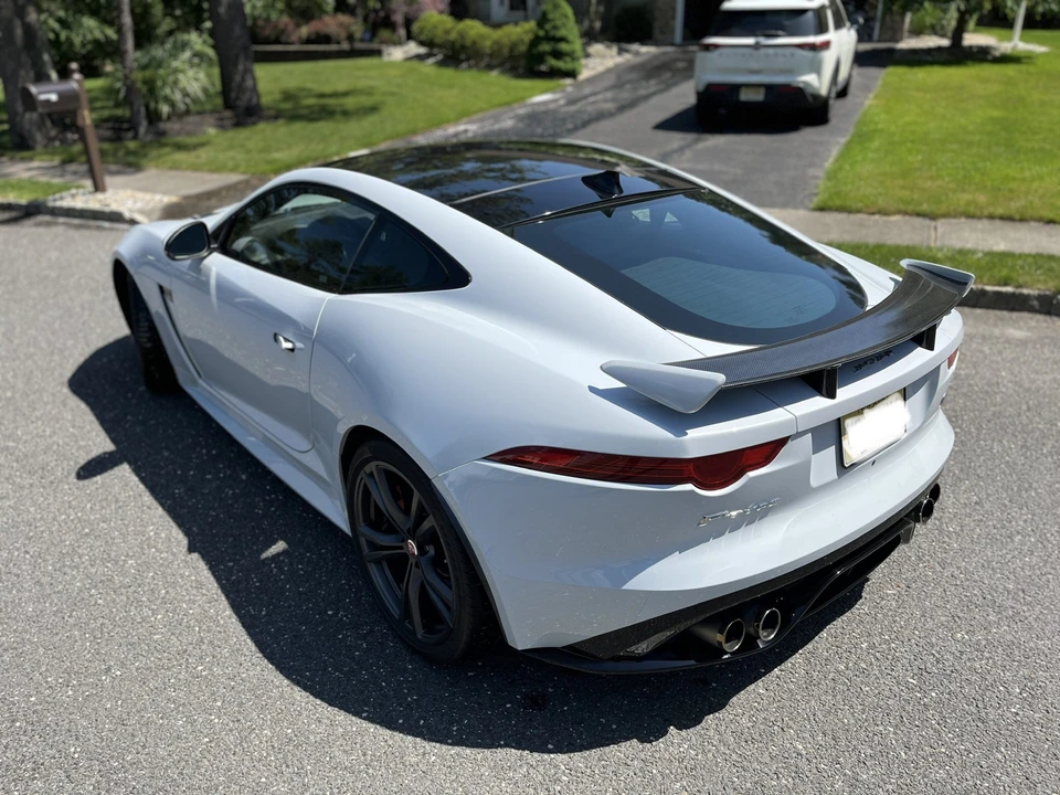 2017 Jaguar F-Type SVR 1st Gen - Image 8 of 31