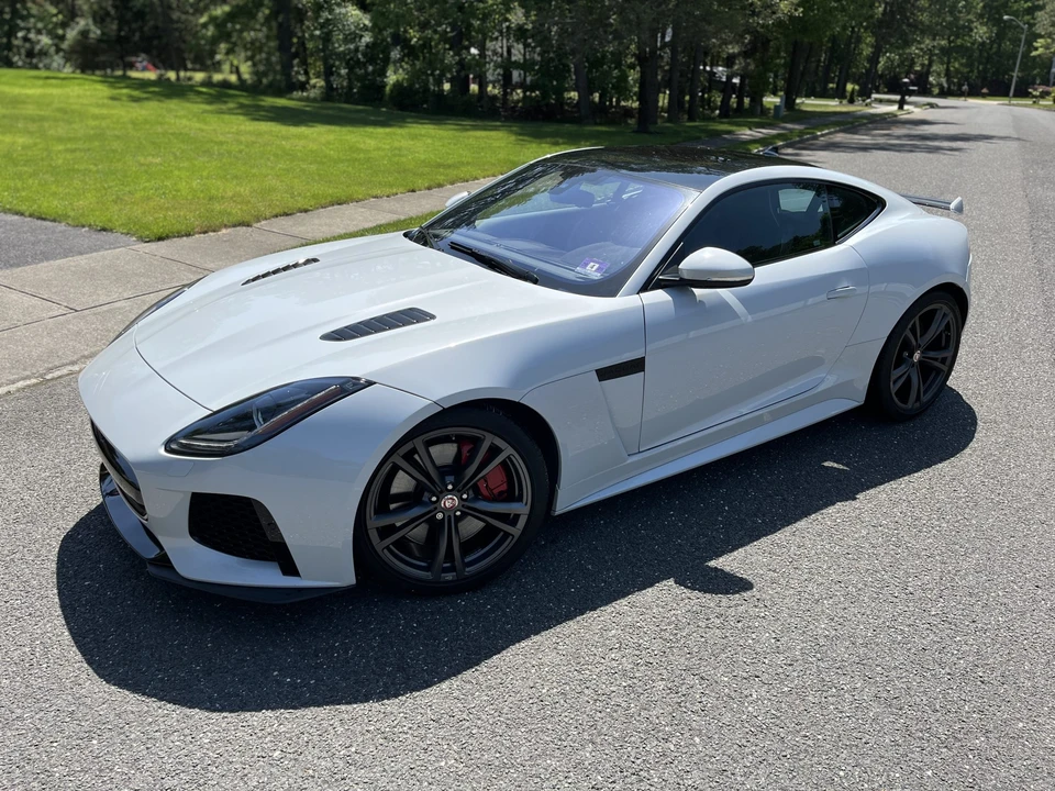2017 Jaguar F-Type SVR 1st Gen - Image 3 of 31