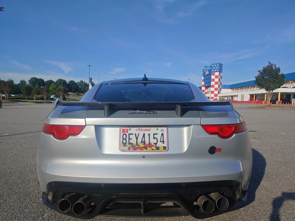 2017 Jaguar F-Type SVR 1st Gen - Image 22 of 31