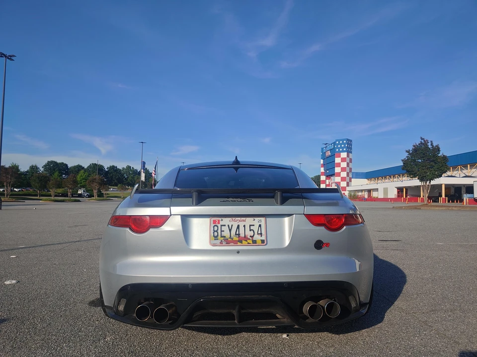 2017 Jaguar F-Type SVR 1st Gen - Image 21 of 31