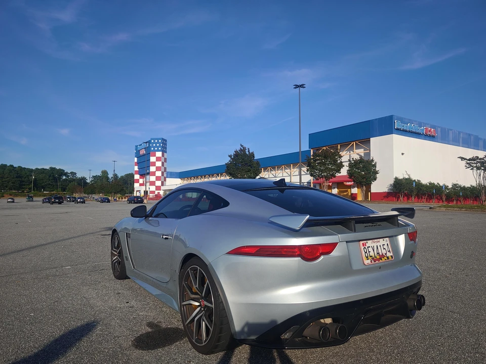 2017 Jaguar F-Type SVR 1st Gen - Image 19 of 31