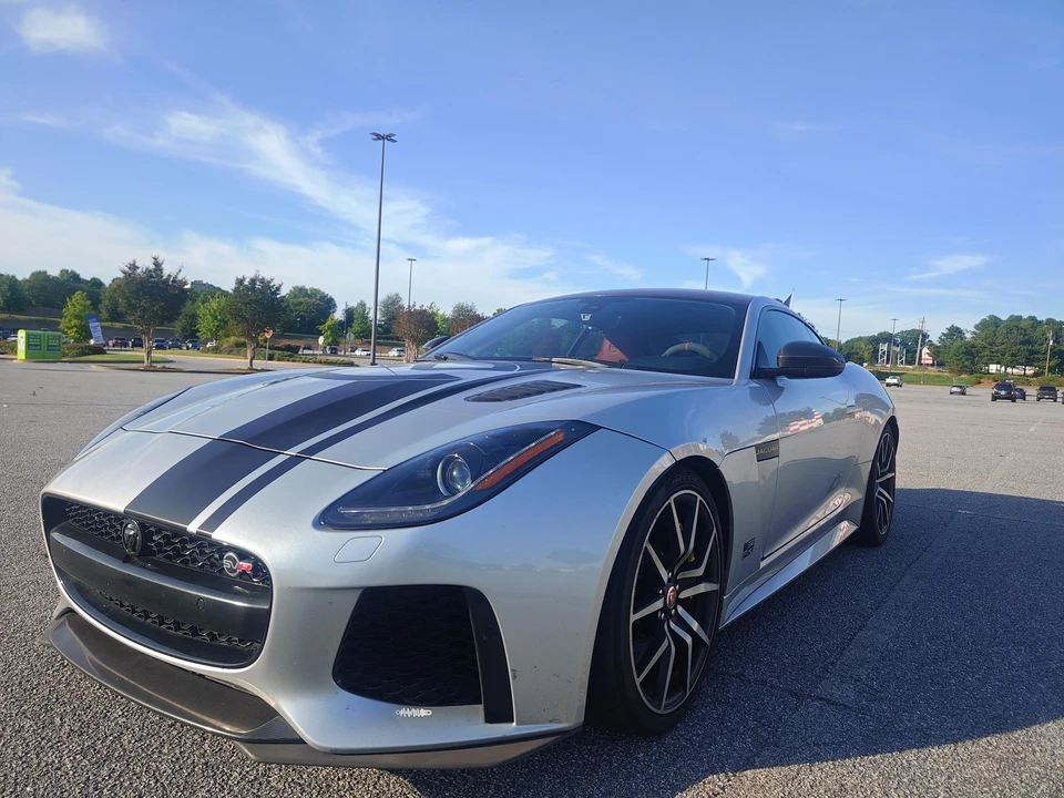 2017 Jaguar F-Type SVR 1st Gen - Image 9 of 31