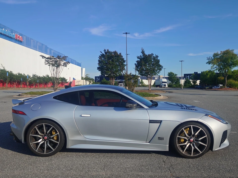 2017 Jaguar F-Type SVR 1st Gen - Image 26 of 31