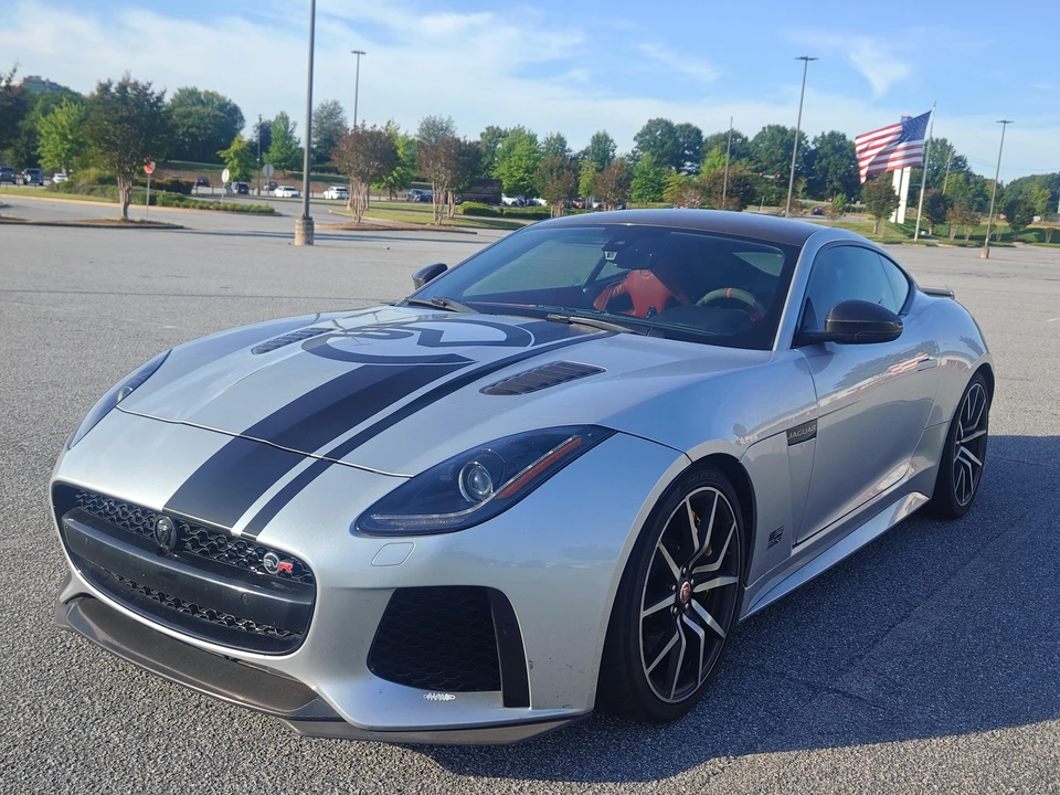 2017 Jaguar F-Type SVR 1st Gen - Image 11 of 31