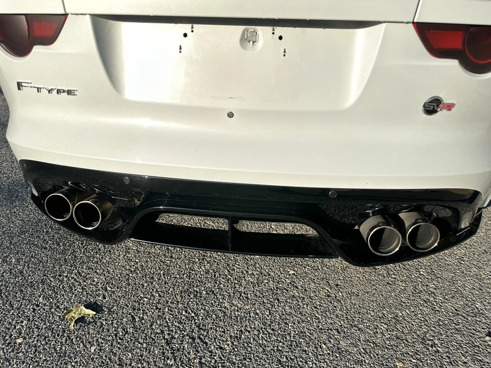 2017 Jaguar F-Type SVR 1st Gen - Image 23 of 31
