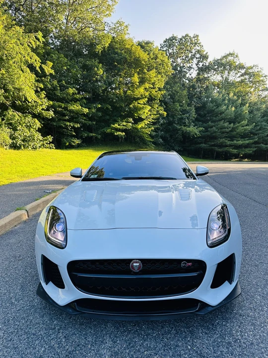 2017 Jaguar F-Type SVR 1st Gen - Image 15 of 31