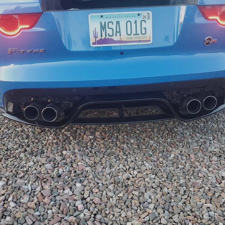 2017 Jaguar F-Type SVR 1st Gen - Image 25 of 31
