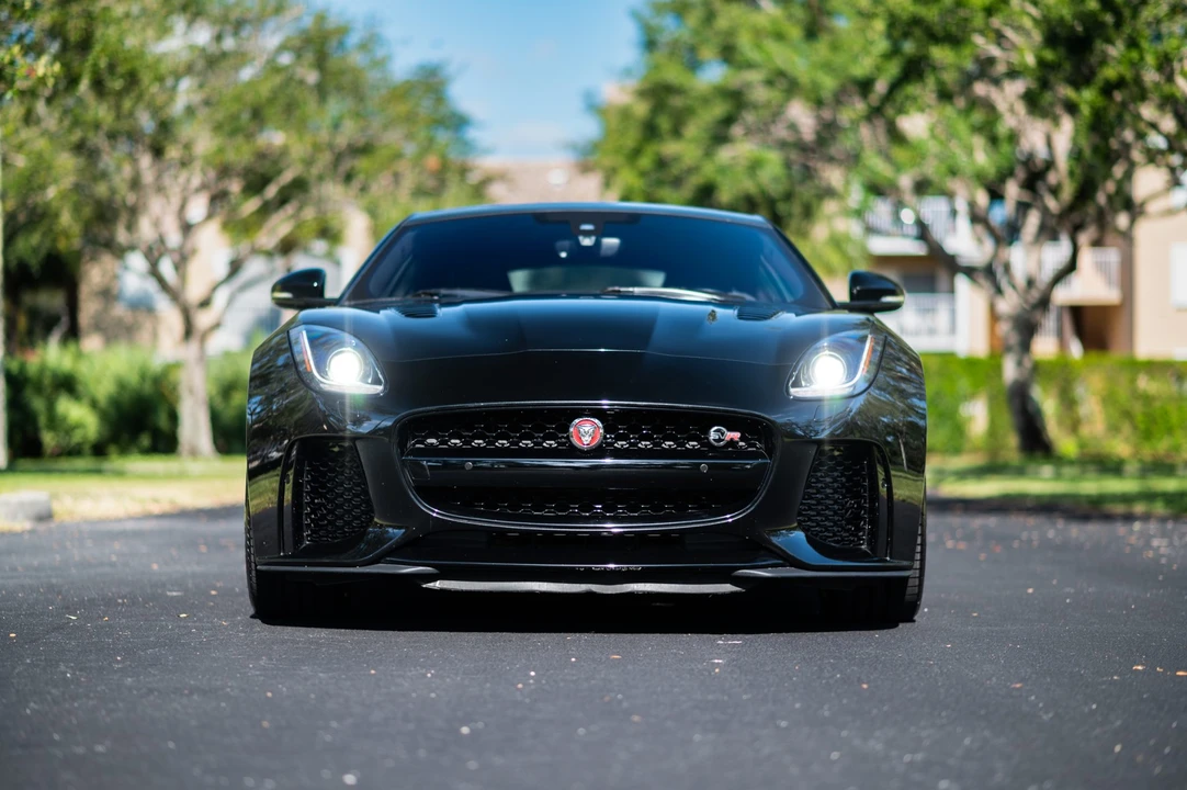 2017 Jaguar F-Type SVR 1st Gen - Image 29 of 31