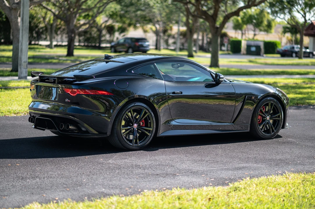 2017 Jaguar F-Type SVR 1st Gen - Image 21 of 31