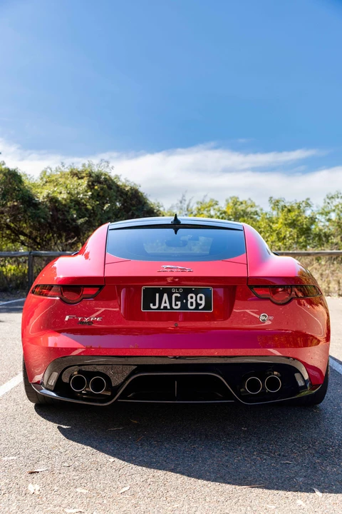 2017 Jaguar F-Type SVR 1st Gen - Image 11 of 31