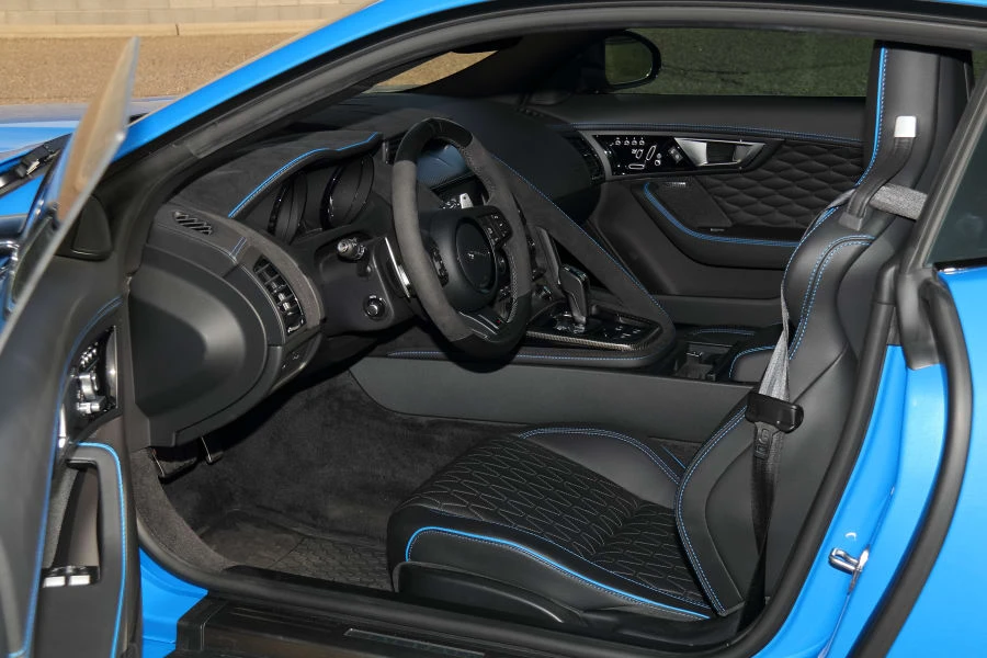 2017 Jaguar F-Type SVR 1st Gen - Image 19 of 30