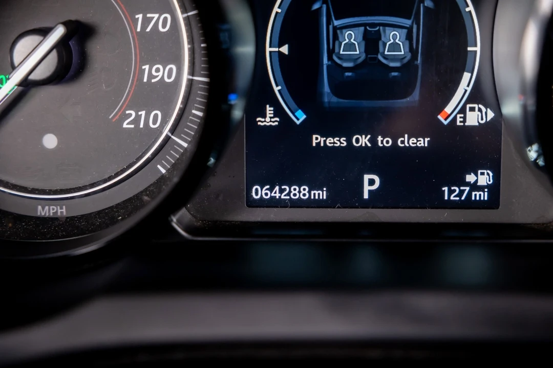 2017 Jaguar F-Type SVR 1st Gen - Image 19 of 21
