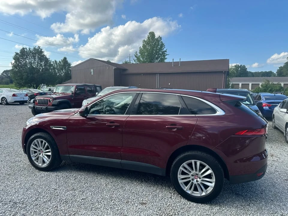 2017 Jaguar F-Pace - Image 7 of 20