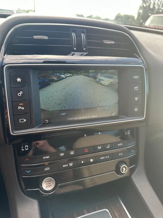 2017 Jaguar F-Pace - Image 17 of 20