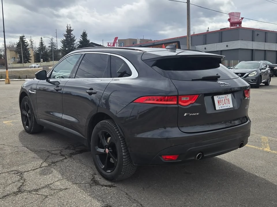 2017 Jaguar F-Pace - Image 5 of 16