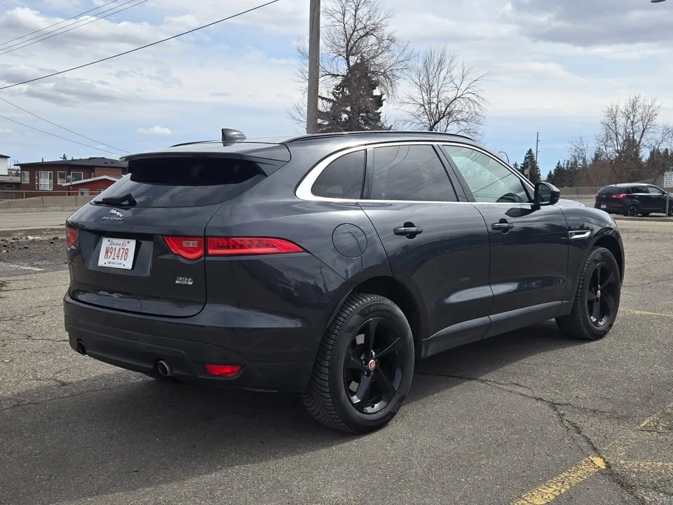 2017 Jaguar F-Pace - Image 3 of 16