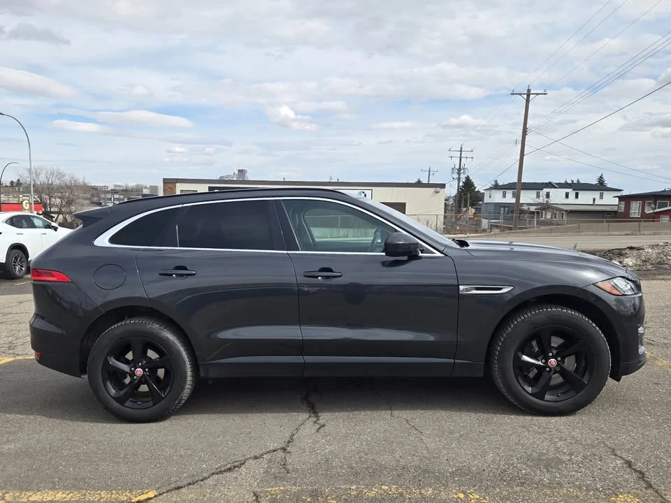 2017 Jaguar F-Pace - Image 6 of 16