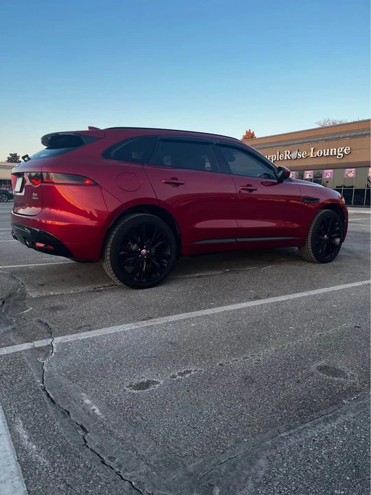 2017 Jaguar F-Pace - Image 3 of 10