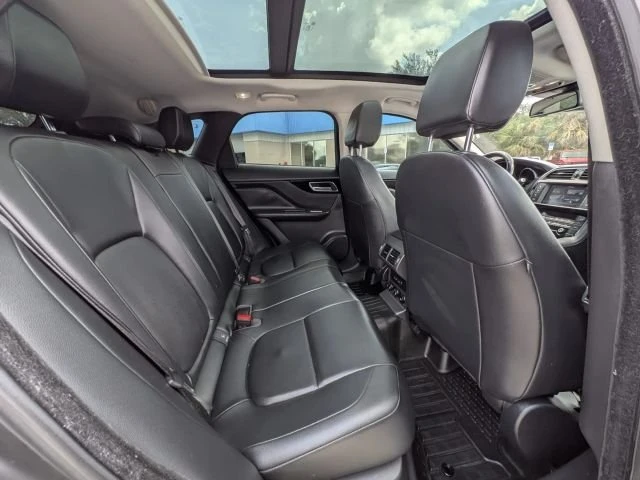 2017 Jaguar F-Pace - Image 4 of 7