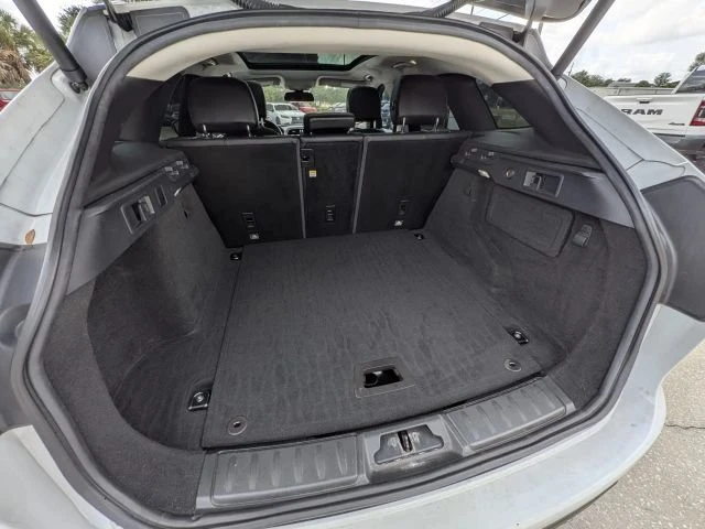 2017 Jaguar F-Pace - Image 5 of 7