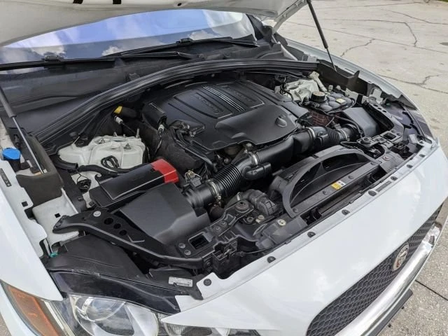 2017 Jaguar F-Pace - Image 7 of 7