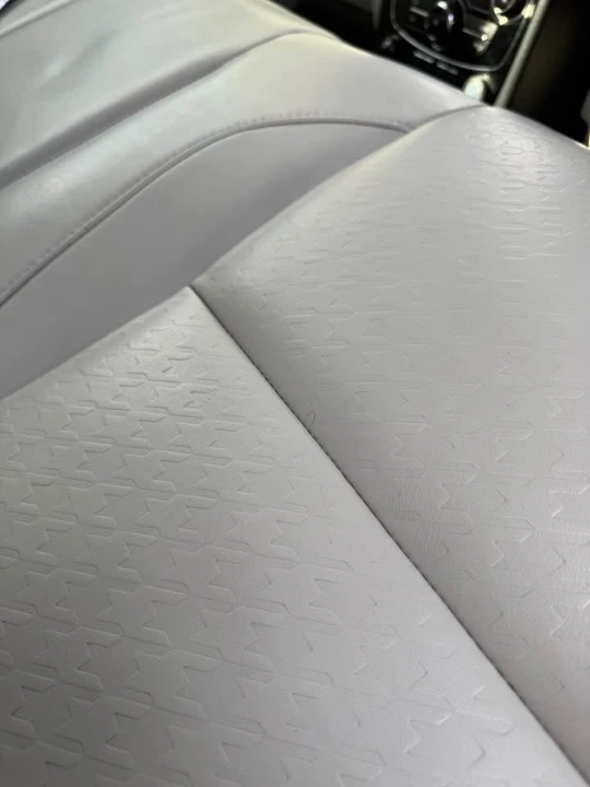 2017 Jaguar F-Pace - Image 10 of 10
