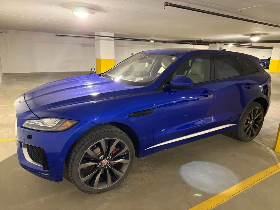 2017 Jaguar F-Pace - Image 8 of 10