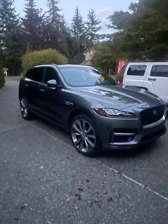 2017 Jaguar F-Pace - Image 19 of 20